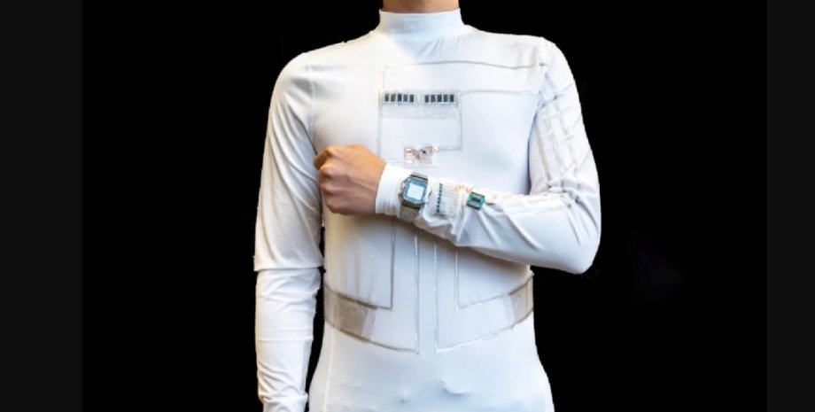 вчені з Каліфорнійського університету в Сан-Дієго винайшли сорочку-акумулятор