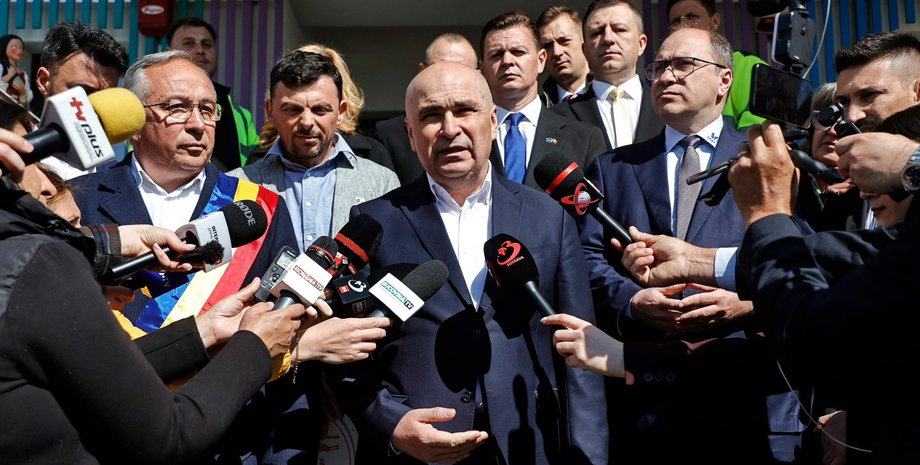 Іліє Боложан Кабміну Іллі Боложана винесли вотум недовіри
