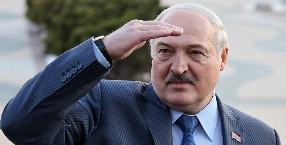 Лукашенко заявив, що на кордонах Білорусі з Польшею і Литвою немає концентрації військ для нападу