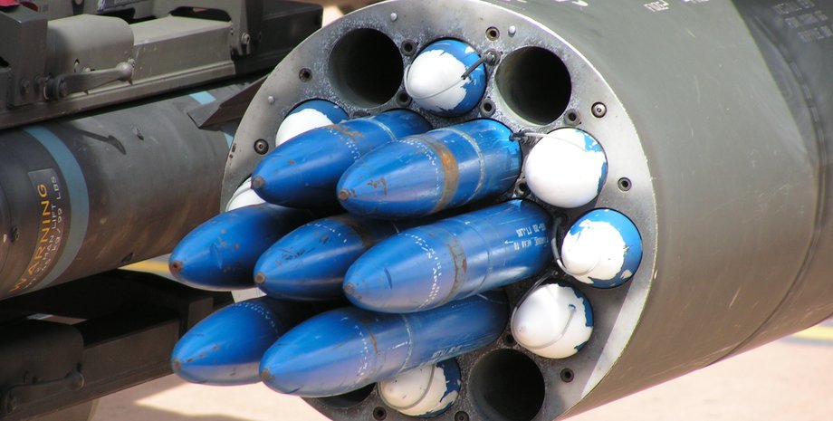 AH-64 Apache, Ракети Hydra 70