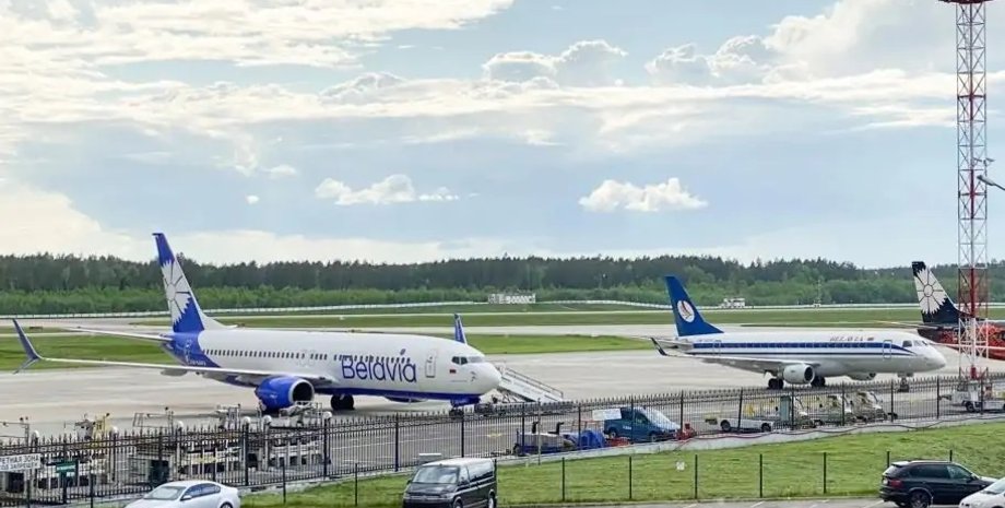 Бєлавіа, літак, польоти, крим, фото