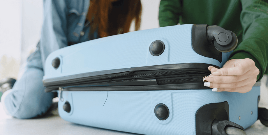 Женщина купила потерянный чемодан и не поверила, сколько заработала на этом