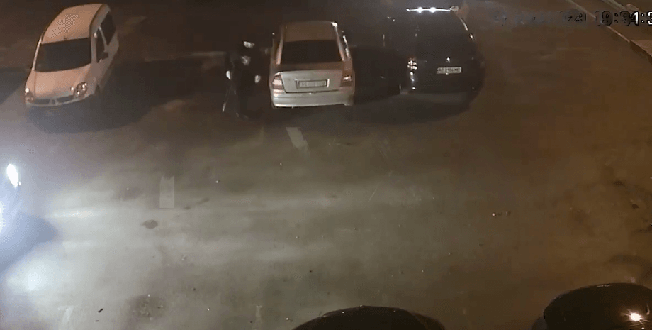 Вооруженный мужчина