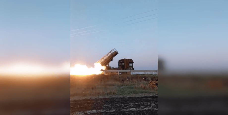 РСЗВ M1991, зброя КНДР, північнокорейська РСЗВ, аналог Урагану, реактивна система залпового вогню