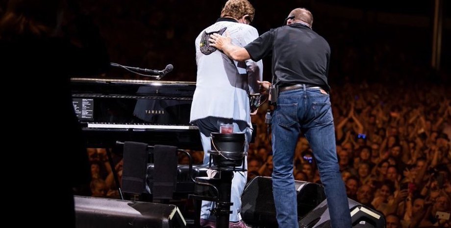 Фото: Elton John Twitter