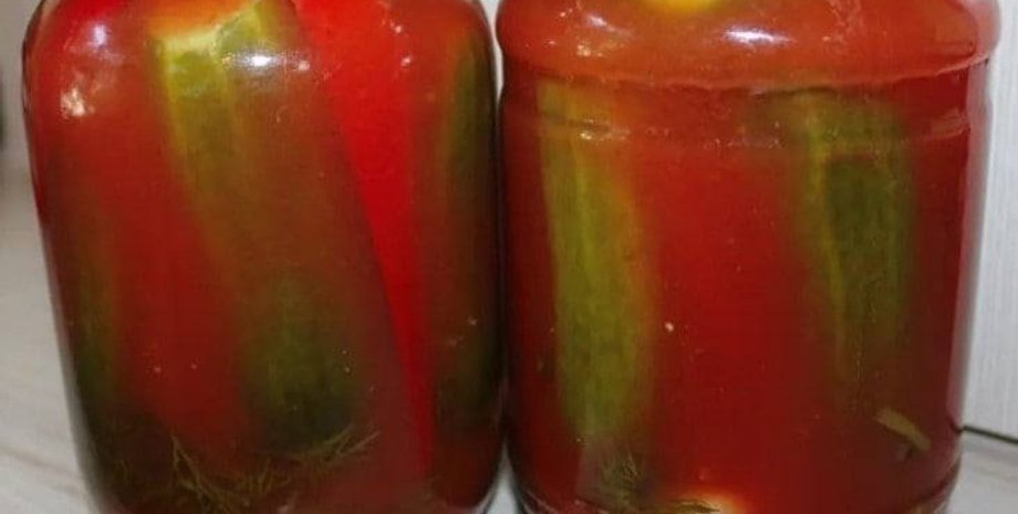 Хрустящие огурцы в кетчупе, огурцы маринованные, маринованные огурцы