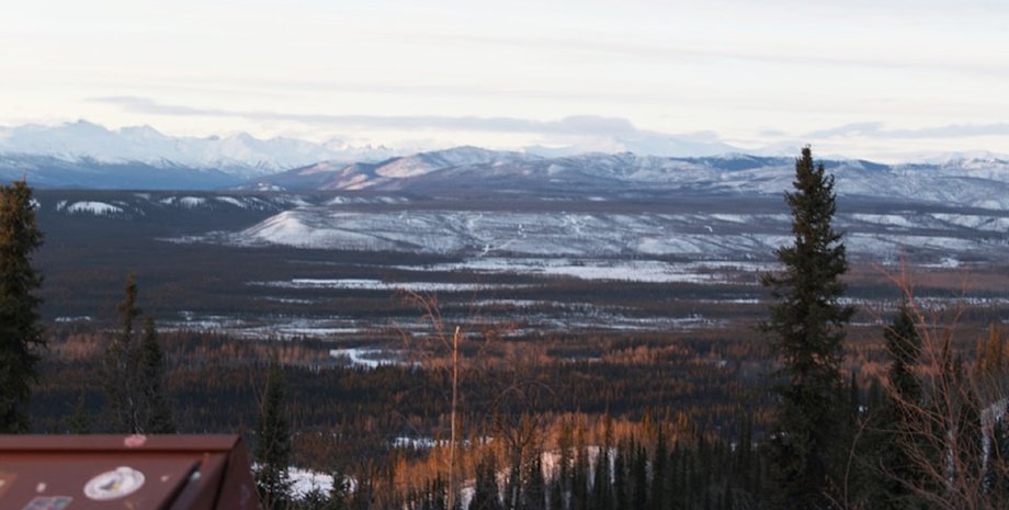 світанок над западиною Тінтіна