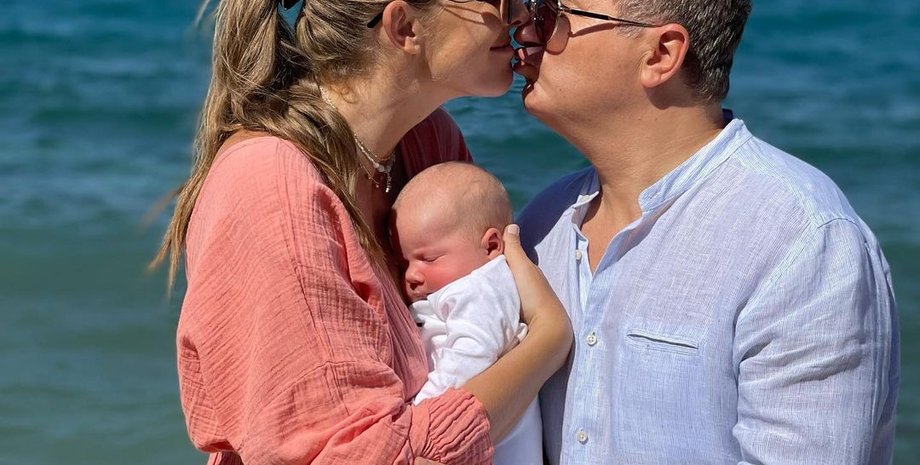 Катя Осадчая и Юрий Горбунов, сын юрия горбунова, дети кати осадчей, международный день мужчин, осадчая сыновья