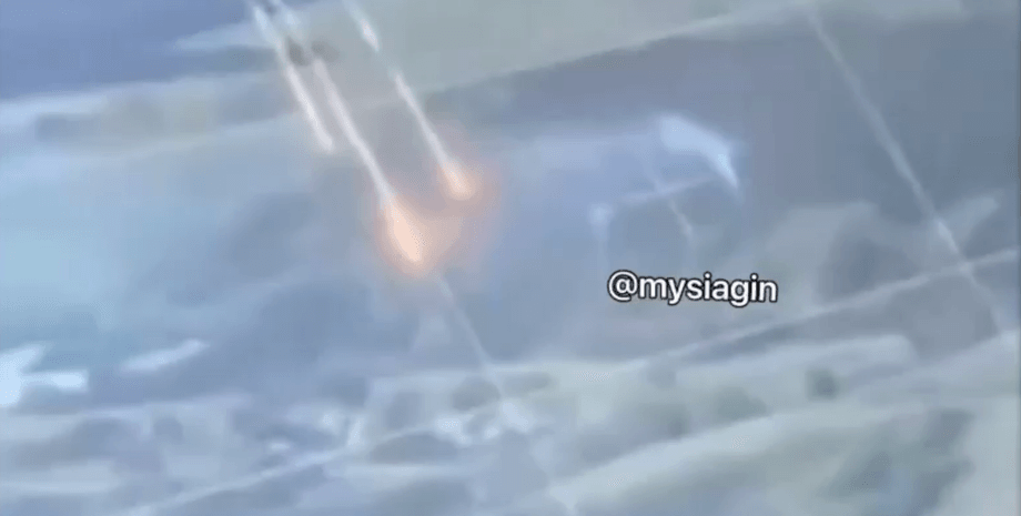 запальні міни