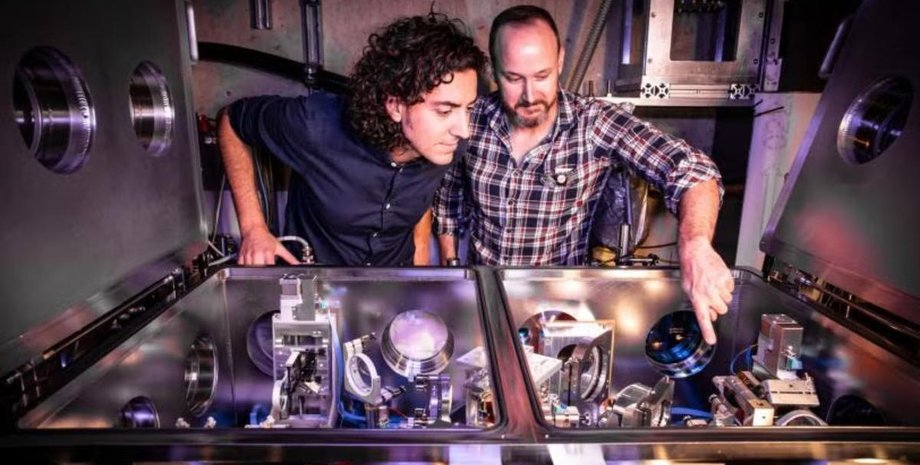 лазер, ученые