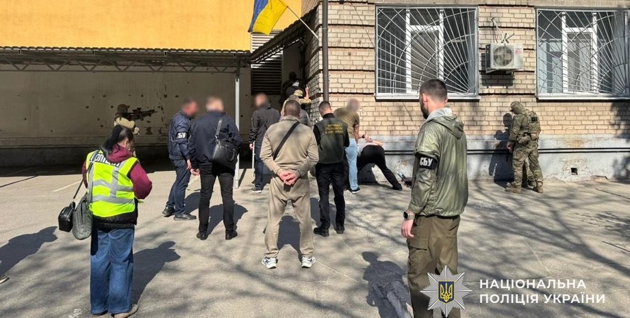 В Днепре задержали чиновника ТЦК