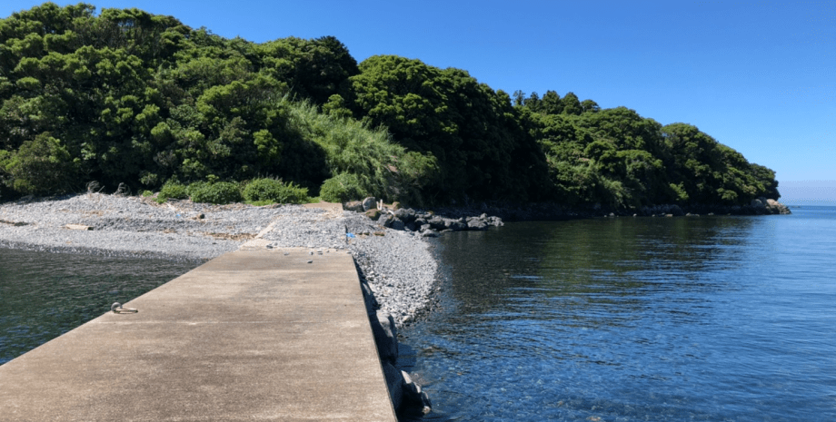 Остров Цумага, Япония, прятки на безлюдном острове, соревнование по пряткам, игра в прятки, безлюдный остров
