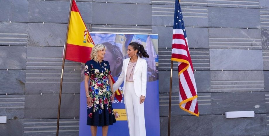 Джилл Байден и королева Летиция посетили украинских беженцев в Мадриде, саммит в мадриде, украинские беженцы в испании