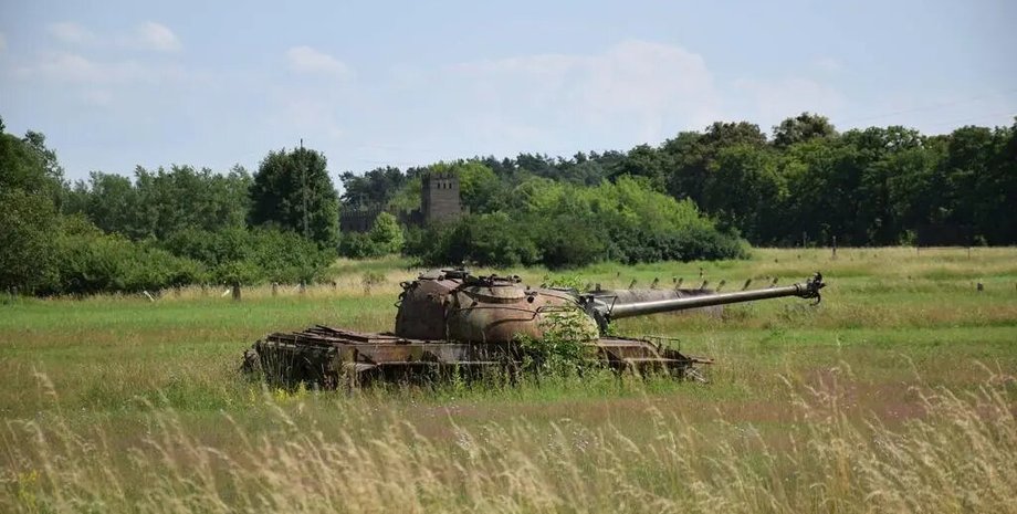 новини світу, танк т-55, новини польщі в польщ викрали танк, пункт прийому металобрухту