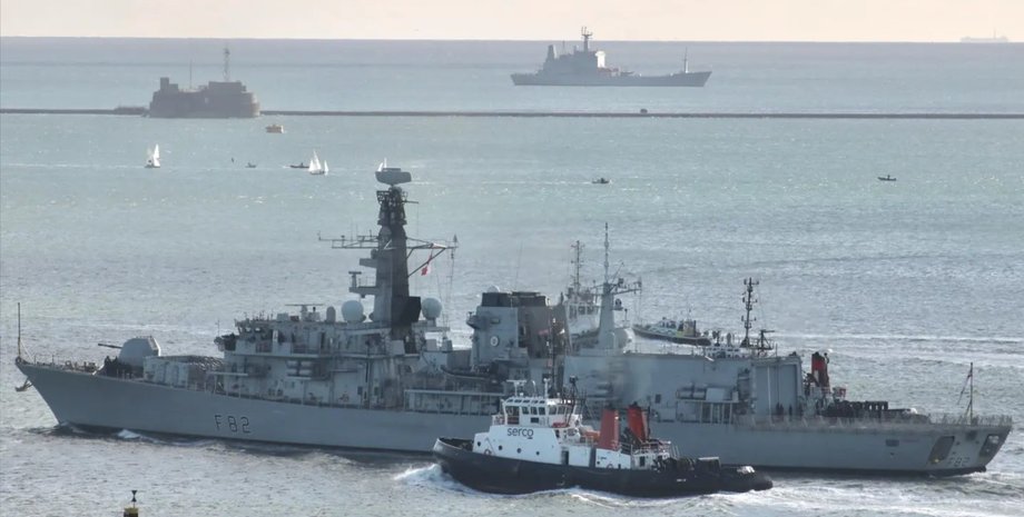 Британский фрегат Somerset