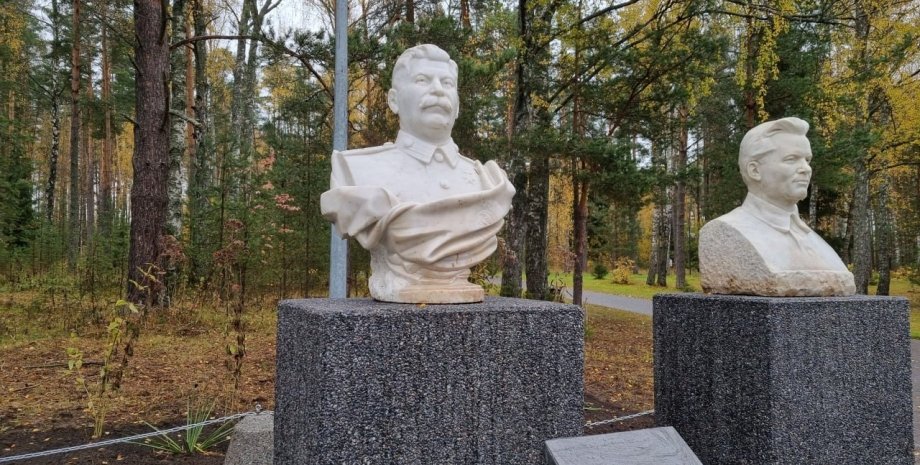 Бюст Сталина, Иосиф Сталин