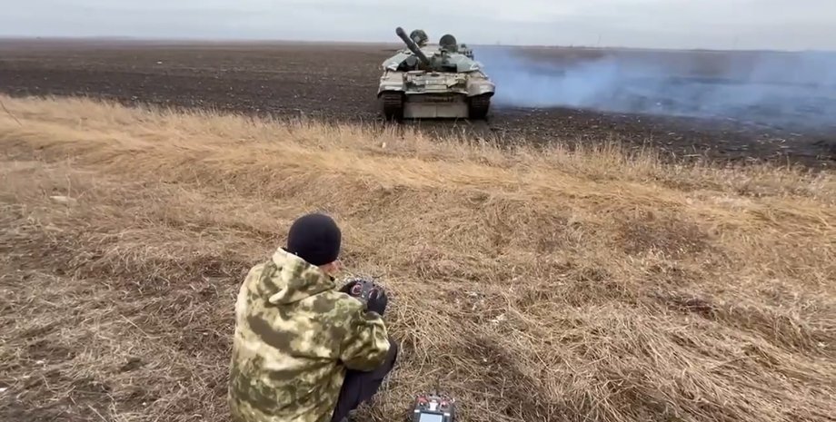 танк на радиоуправлении