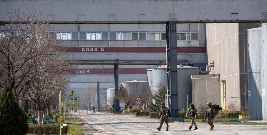 У держкомпанії заявили, що війська противника зробили з атомної електростанції в...