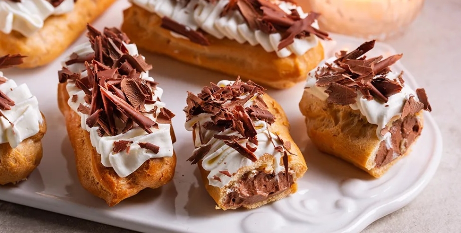 Классические заварные пирожные Классические заварные пирожные, заварные пирожные, шоколадный крем