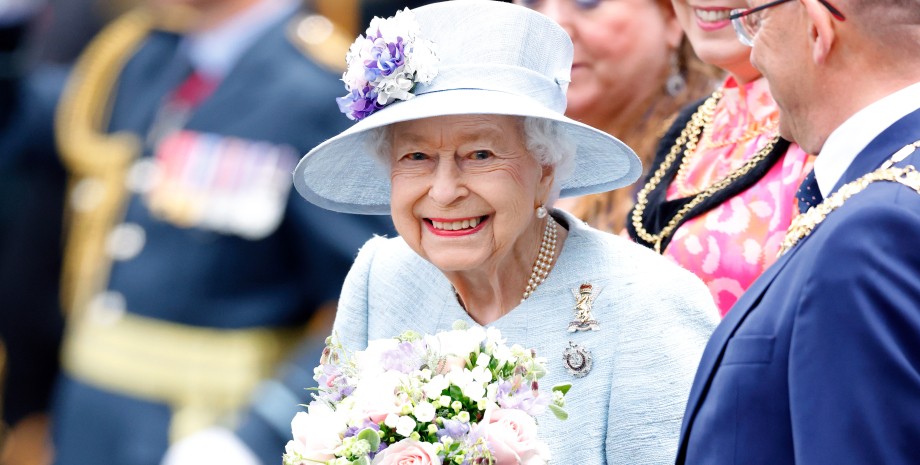 Королева Єлизавети II, британська королева, королева Єлизавета виходи, британська королівська родина, конфуз з королевою