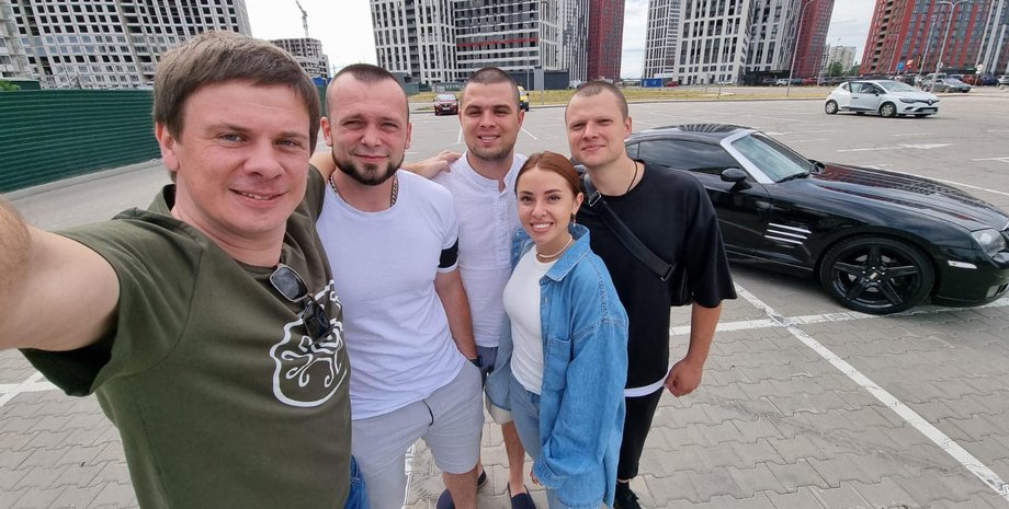 Дмитрий Комаров, авто Дмитрия Комарова, Chrysler Crossfire, аукцион авто Дмитрия Комарова