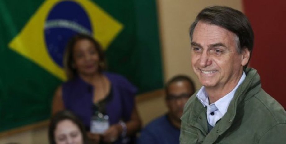 Жаир Болсонару, Бразилия, экс-президент Бразилии, Болсонару, беглец, политик,