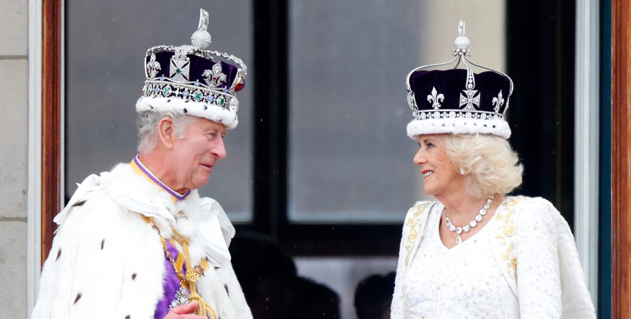 Король Чарльз III и королева Камилла, коронация Чарльза III, букингемский дворец
