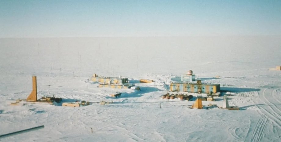 антарктида станція схід