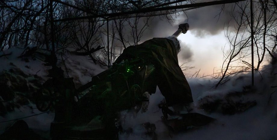 артилерія, гармата, постріл, війна в Україні