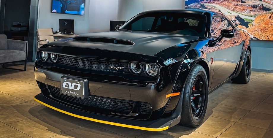 Dodge Challenger SRT Demon