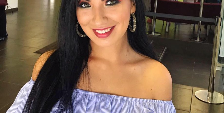 Журналистка Юлия Забелина