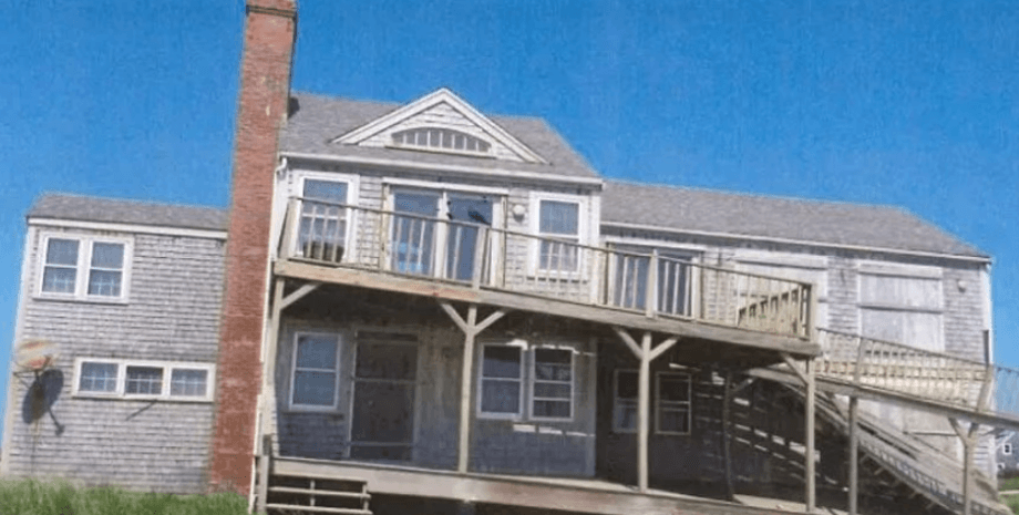 Выставлен на продажу за 99 миллионов