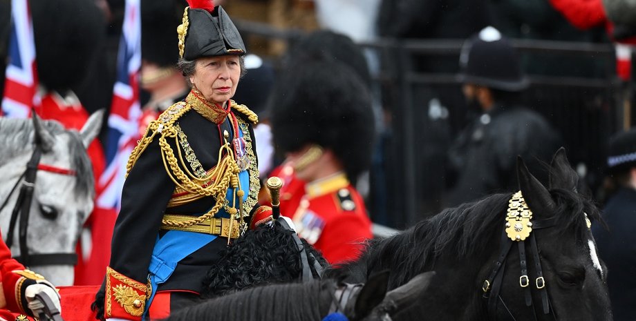 Принцеса Анна, тімоті лоуренс, коронація короля чарльза, коронація
