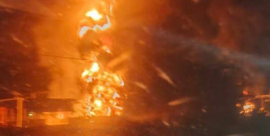 Дроны атаковали российский Волгоград взрыв Волгоград