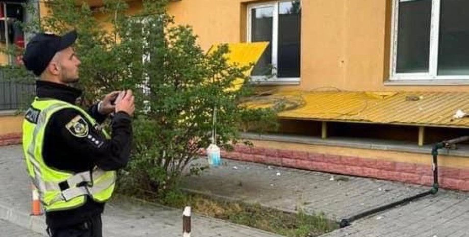 новости киева, обстрел киева 1 июня, ракетный удар киев 1 июня, поликлиника киев укрытие