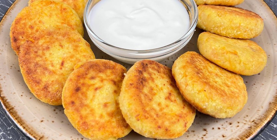 Солоні сирники, сирники, страва з кисломолочного сиру, простий рецепт