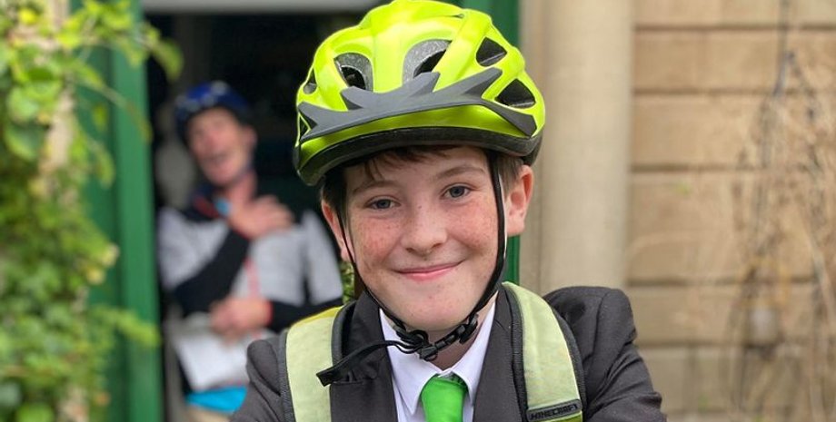 Барнабі Суінберн, школяр, вундеркінд