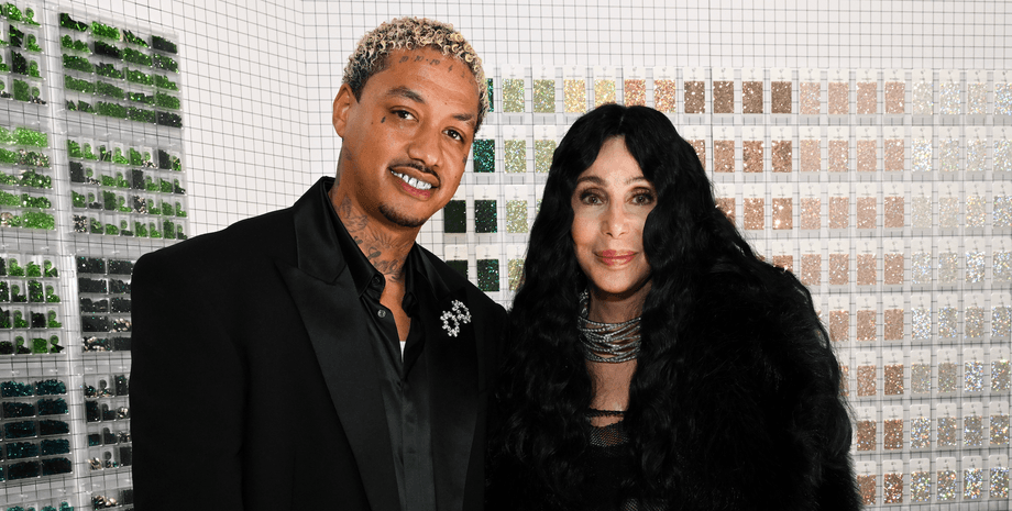 Шер и Александр Эдвардс вышли вместе в свет