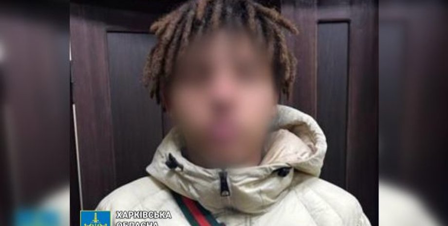 Несовершеннолетний, Харьков, драка возле ТЦ в Харькове, драка возле ТЦ в Харькове