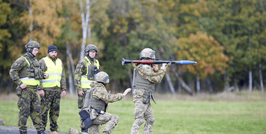 Підготовка українських військовослужбовців