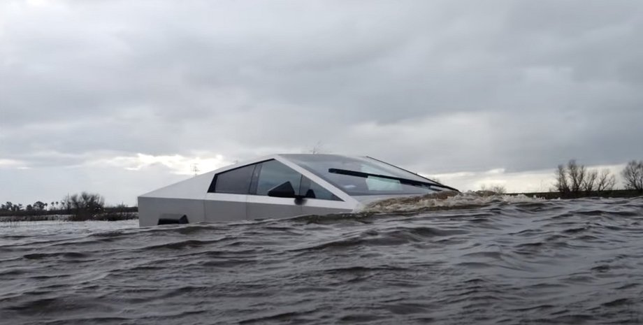Tesla Cybertruck в воде, Tesla Cybertruck, пикап Tesla Cybertruck, электромобиль Tesla