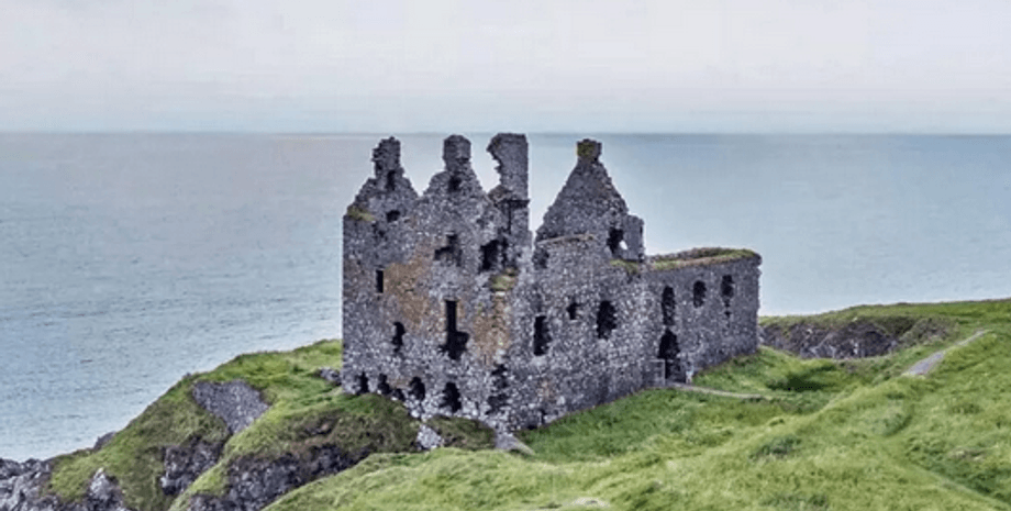 замок із привидами