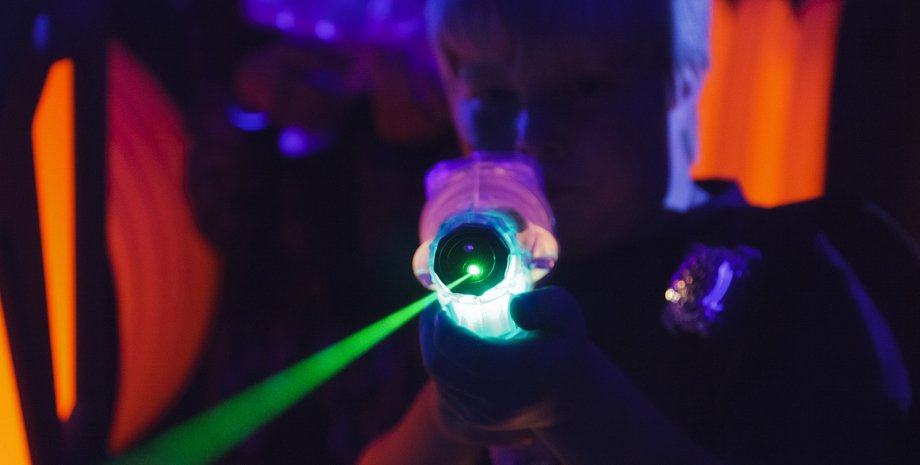 лазер лазерний промінь