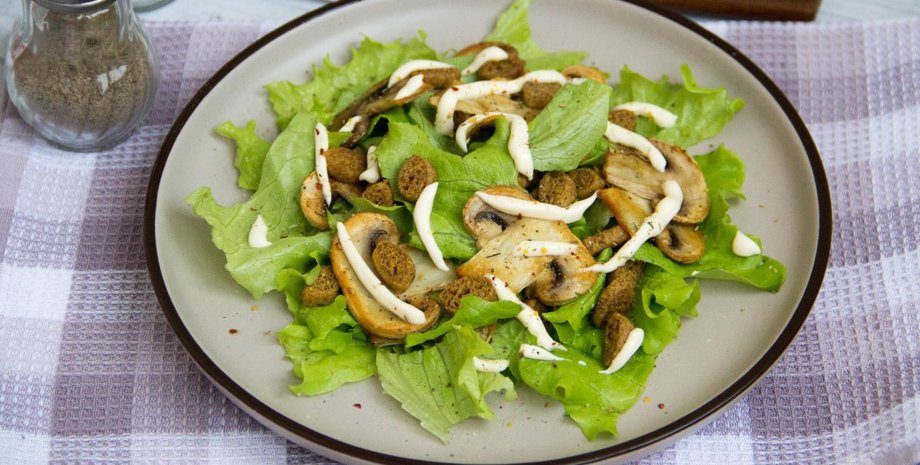 салат цезарь с грибами, постное блюдо, кулинария
