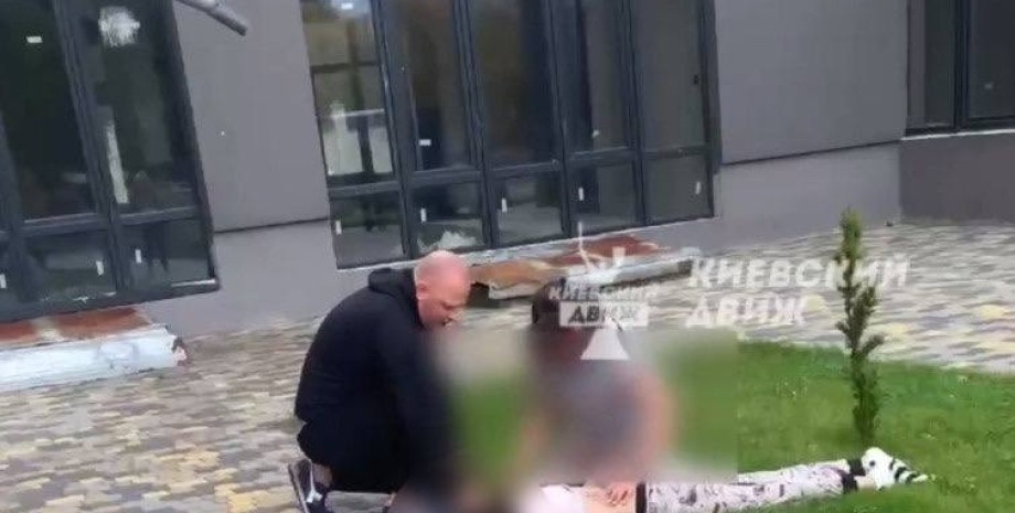 Тело 12-летней девочки 12-летняя девочка, ребенок, смерть