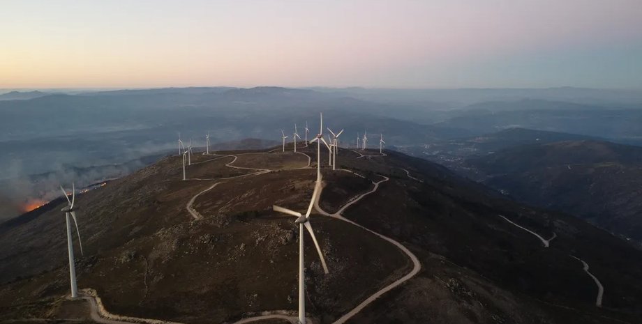 ветровая электростанция, ветряки. возобновляемая энергия