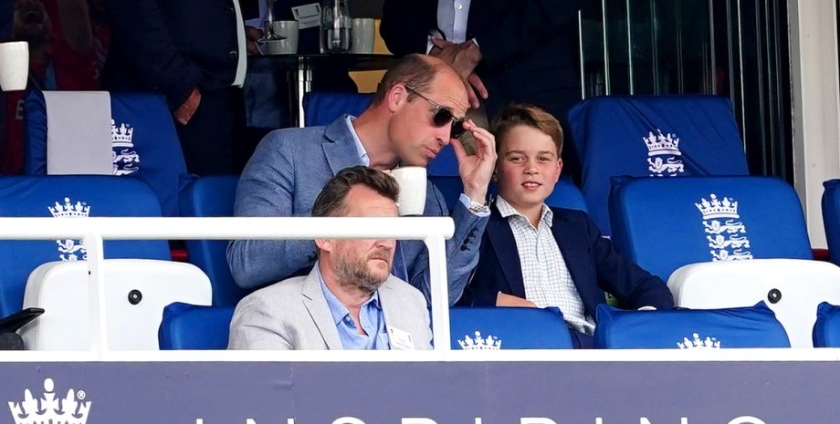 Принц Вільям, батько і син, принц джордж фото, крикетний матч, принц Джордж