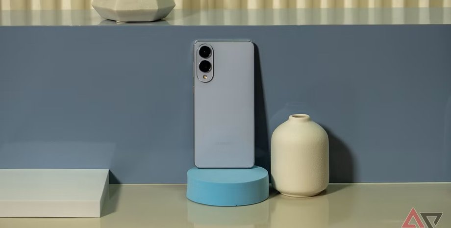 Смартфон Samsung Galaxy S25 Edge