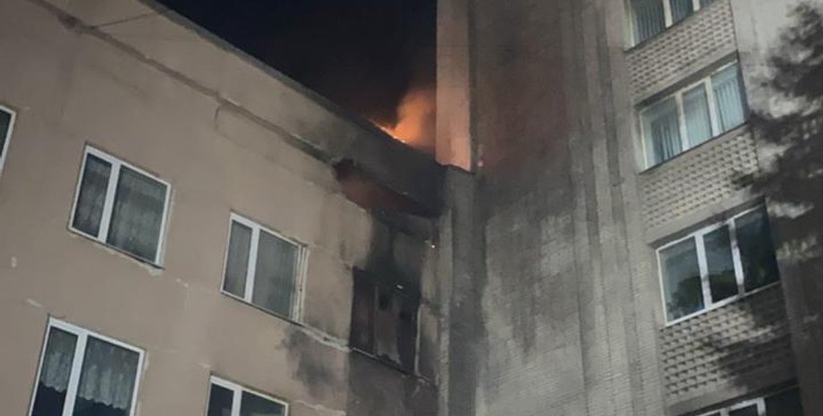 РФ вдарила "шахедом" по дитячій поліклініці у Сумах