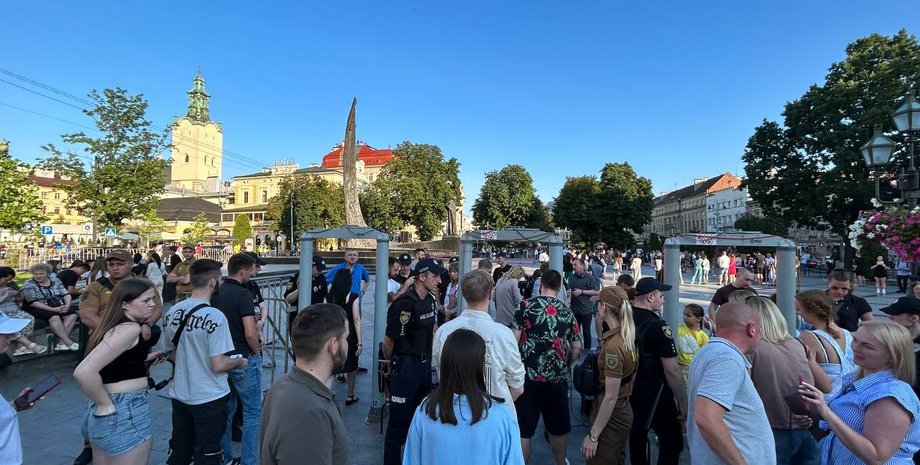 Львов, Зеленский, Азов, бойцы, защитники